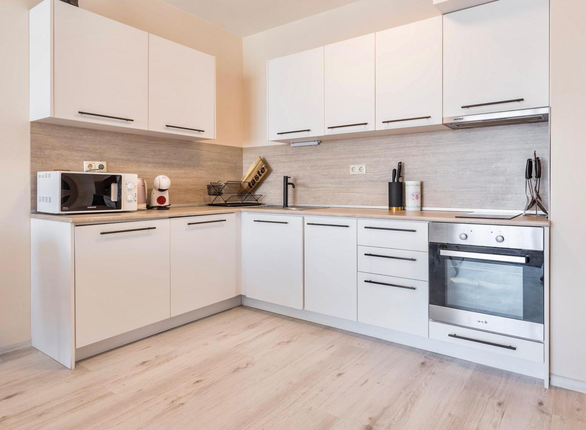 Blue Lagoon Seafront Apartments Varna Ngoại thất bức ảnh